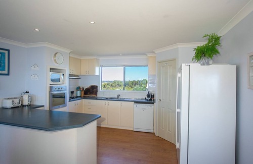 Peppermint Grove Beach House | Experience Peppy By The Sea with Oceanfront Views