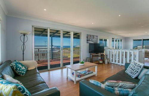Peppermint Grove Beach House | Beachside Bliss at Peppy By The Sea - Family Friendly Stay
