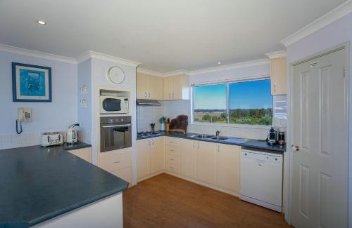 Peppermint Grove Beach House | Beachside Bliss at Peppy By The Sea - Family Friendly Stay