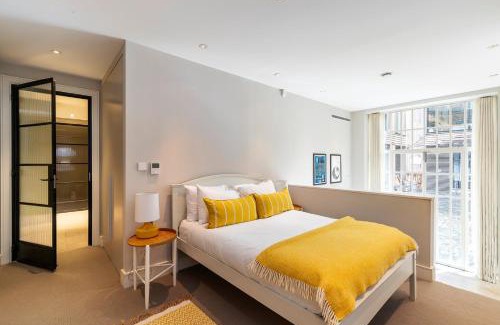South Bank House | Pepys House A Modern Touch of History