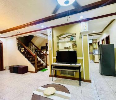 Tacloban House | Per Room Booking Host Homes Apitong 3BR Apartelle