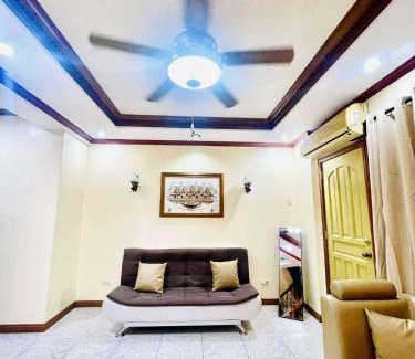 Tacloban House | Per Room Booking Host Homes Apitong 3BR Apartelle