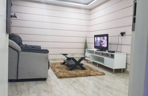 Yelahanka House | Ideal Stay for Tourists or Business Travelers