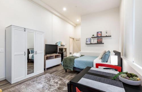 Fremont Apartment | Discover Fremont Urban Studio: Family-Friendly Retreat