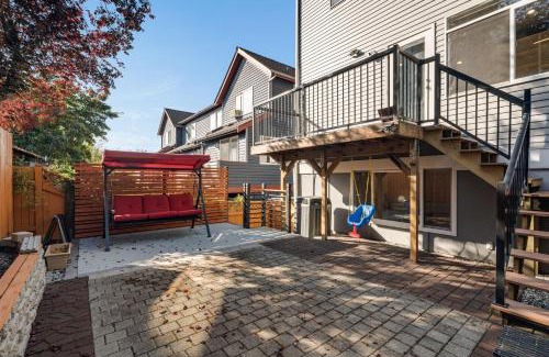 Fremont House | Family-Friendly Stay at Phinney Guest House by Betterstay