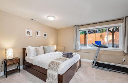 Fremont House | Family-Friendly Stay at Phinney Guest House by Betterstay