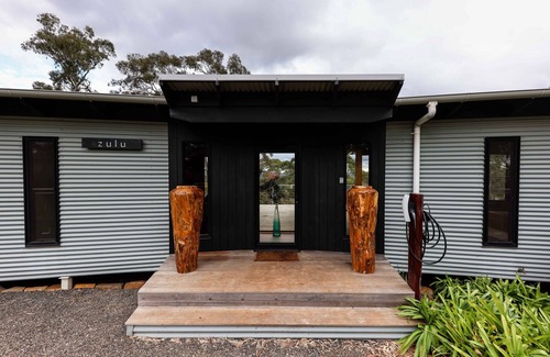 Hepburn Cottage | Scenic Retreat on Ancient Plateau with Family-Friendly Amenities