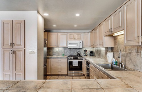 La Selva Beach House | Oceanfront Townhome with Pool and Spectacular Views