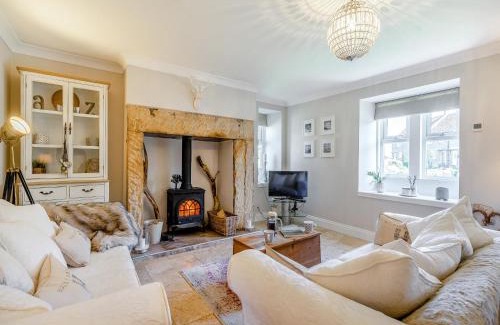 Chatton House | Discover Percy Cottage: Pet-Friendly Getaway with High Ratings