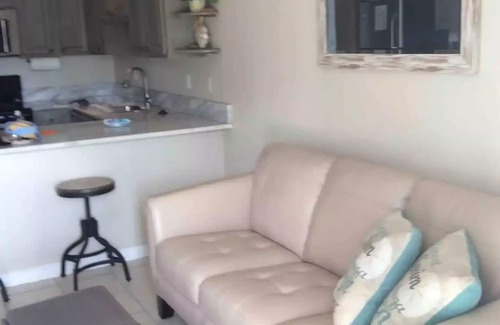 Parasol Condo | Experience Grand Caribbean East in Perdido Key, FL