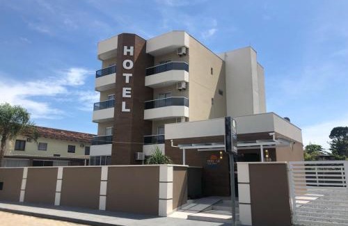 Porto Belo Hotel | Pet-Friendly Perequê Praia Hotel with Ocean Views & Pool