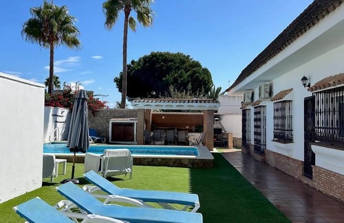 Chiclana de la Frontera Villa | Family-Friendly Villa with Ocean Views and Private Pool