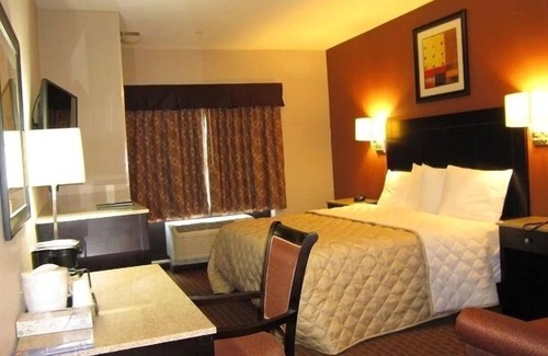Monmouth Junction Hotel | Delightful Stay at Red Carpet Inn Monmouth with Free Breakfast
