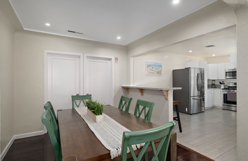 Fresno House | Ideal Spot for Business Travelers and Nature Enthusiasts