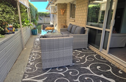 Snells Beach House | Perfect Beach Getaway