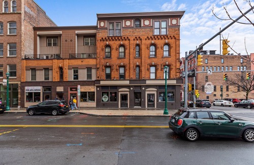 Downtown Syracuse Apartment | Inviting Comfort & Convenience in Syracuse, NY