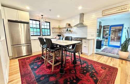 Travis Heights House | Modern Haven with Heated Pool - Steps to South Congress!