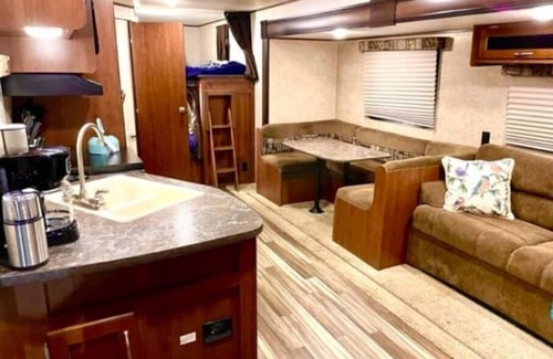 Ellenton House | Ideal Camper for Your Perfect Family Vacation