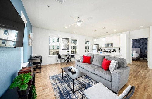 Pflugerville Apartment | Perfect Environment w toptier furnishing/amenities