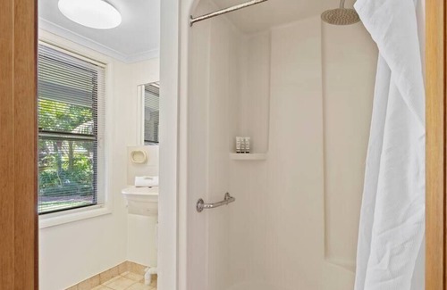 Forresters Beach House | Perfect Family Beach Escape / Forresters Beach