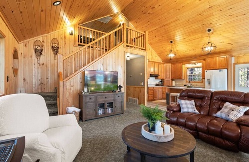 Coram House | Explore Glacier National Park Cabins: Top-Rated Family Getaway