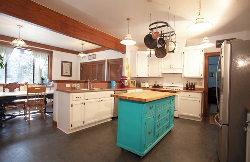 Baxter House | Unforgettable Family Retreat at Historic Crystal Springs Inn