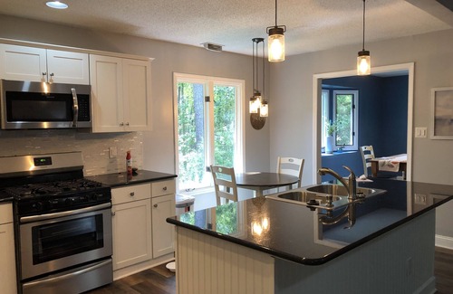 Fairfield Harbour House | Ideal Family Getaway - New Listing with Pool and Spa