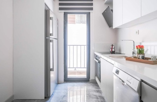 Uludag Apartment | Perfect Flat, 3 min to Metro, 15 min to Vialand