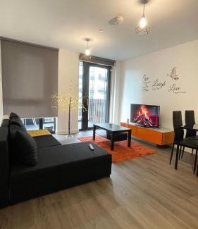 Wembley Park Apartment | Ideal Flat Close to Wembley Stadium for Family Stays