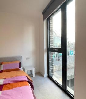 Wembley Park Apartment | Ideal Flat Close to Wembley Stadium for Family Stays