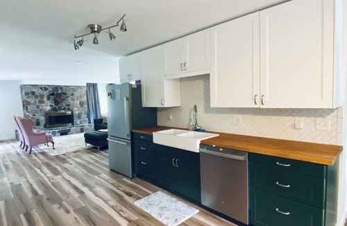Side Lake House | Unwind in Nature at Side Lake: Pet-Friendly Retreat