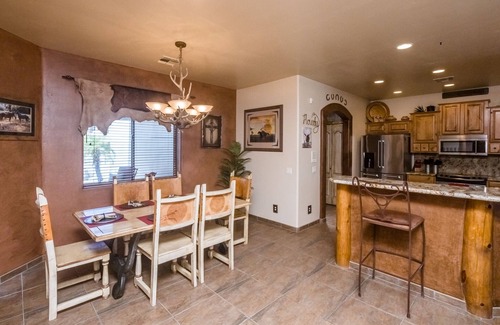 Lake Havasu City House | Ideal Getaway for Families & Groups with Private Casitas