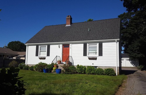 Westerly Cottage | Inviting House with Porch, Beach Access & Ocean Views