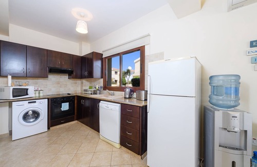 Ayia Thekla Villa | Ideal Family Retreat with Private Pool and Ocean Views