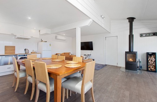 Merrijig House | Ideal Accommodation for Family and Group Getaways