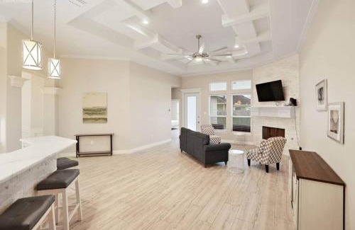 South Side House | Perfect for larger companies