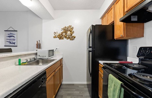 Park Central Apartment | Ideal Long-Stay Hotel in Central DFW with Family Amenities