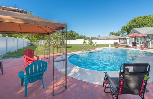 Deltona Lakes House | Ideal Retreat Near Disney with Oceanfront Amenities