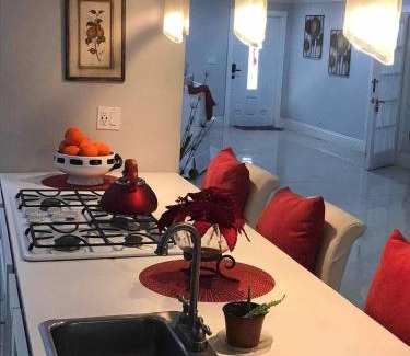 Yeoman Wood House | Escape the City: Perfect Family-Friendly Retreat Awaits