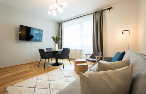 Weißgerber Apartment | Bright Stylish Apartment Near Top Attractions - Rated 9.3/10