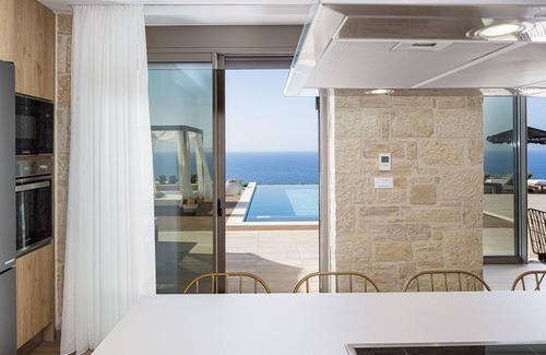 Atsipópoulon Villa | Exquisite Villa with Heated Pool, Sea Views & Playground