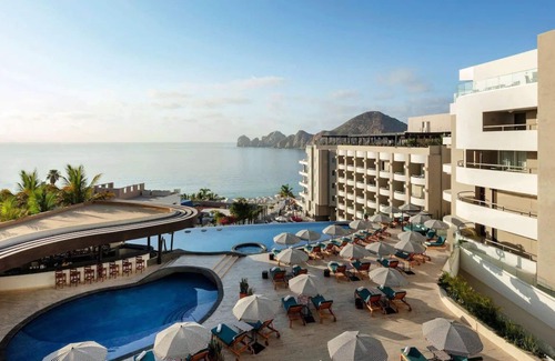 El Medano Ejidal Apartment | Ideal Getaway at Medano Beach: Pools, Pet-Friendly & Oceanfront