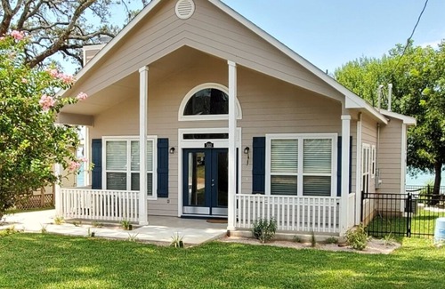 Silver Creek Village House | Idyllic Lakefront Retreat with Family-Friendly Amenities