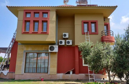 Oludeniz Villa | Prime Location: Steps from Bars, Restaurants & Ocean Views