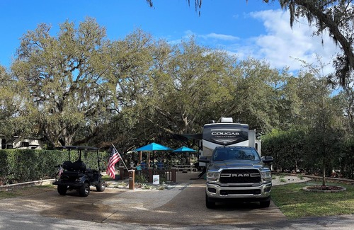 River Ranch RV Rental | Ideal Stay at River Ranch RV Resort with Pool & Family Fun