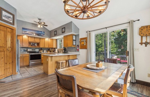 Whitefish House | Ideal Stay in Whitefish: Pet-Friendly & Steps from Attractions