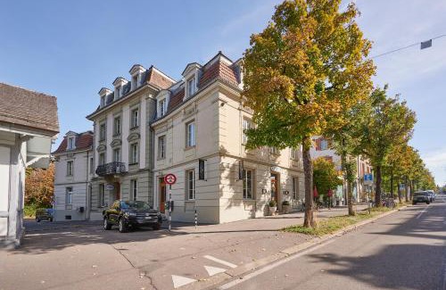 Kirchenfeld-Schosshalde Apartment | Prime Location with Modern Comforts for Families