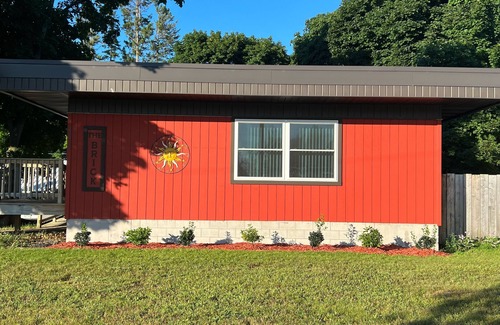 Munising House | Prime Location for Pictured Rocks Adventures & Pet-Friendly Stay