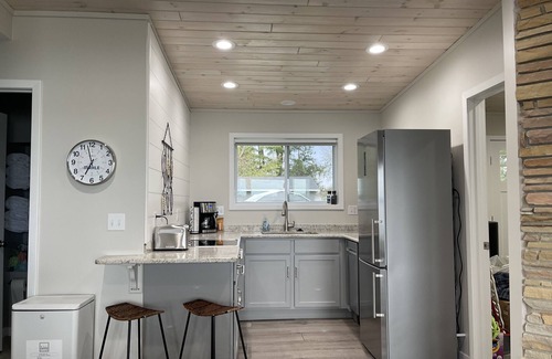 Lewiston House | Ideal Getaway by East Twin Lake - Walk to Town & Enjoy Views