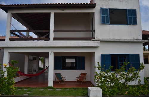 Praia Seca House | Ideal Accommodation for Large Groups with Oceanfront Views
